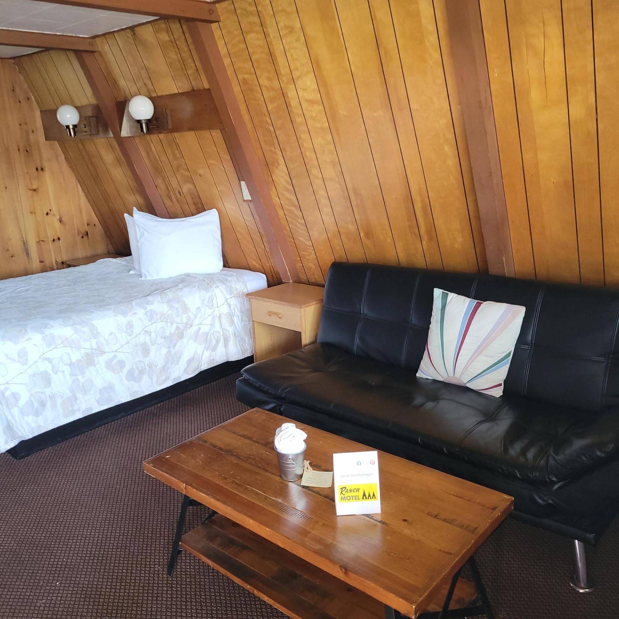 The Ranch Motel By Oyo Oakland I-5 Zewnętrze zdjęcie